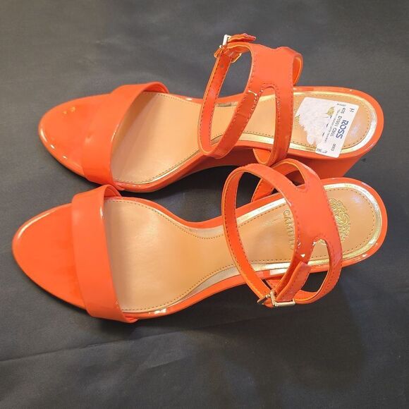 BRAND NEW VINCE CAMUTO JEFANY  ANKLE STRAP WEDGE SANDAL (WOMEN) - Picture 6 of 14